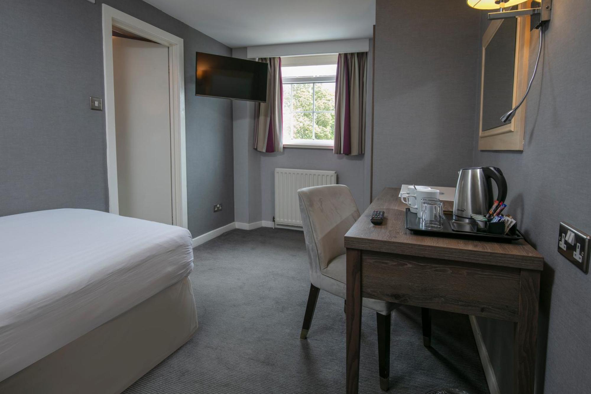 Standard Single Room Non-Smoking