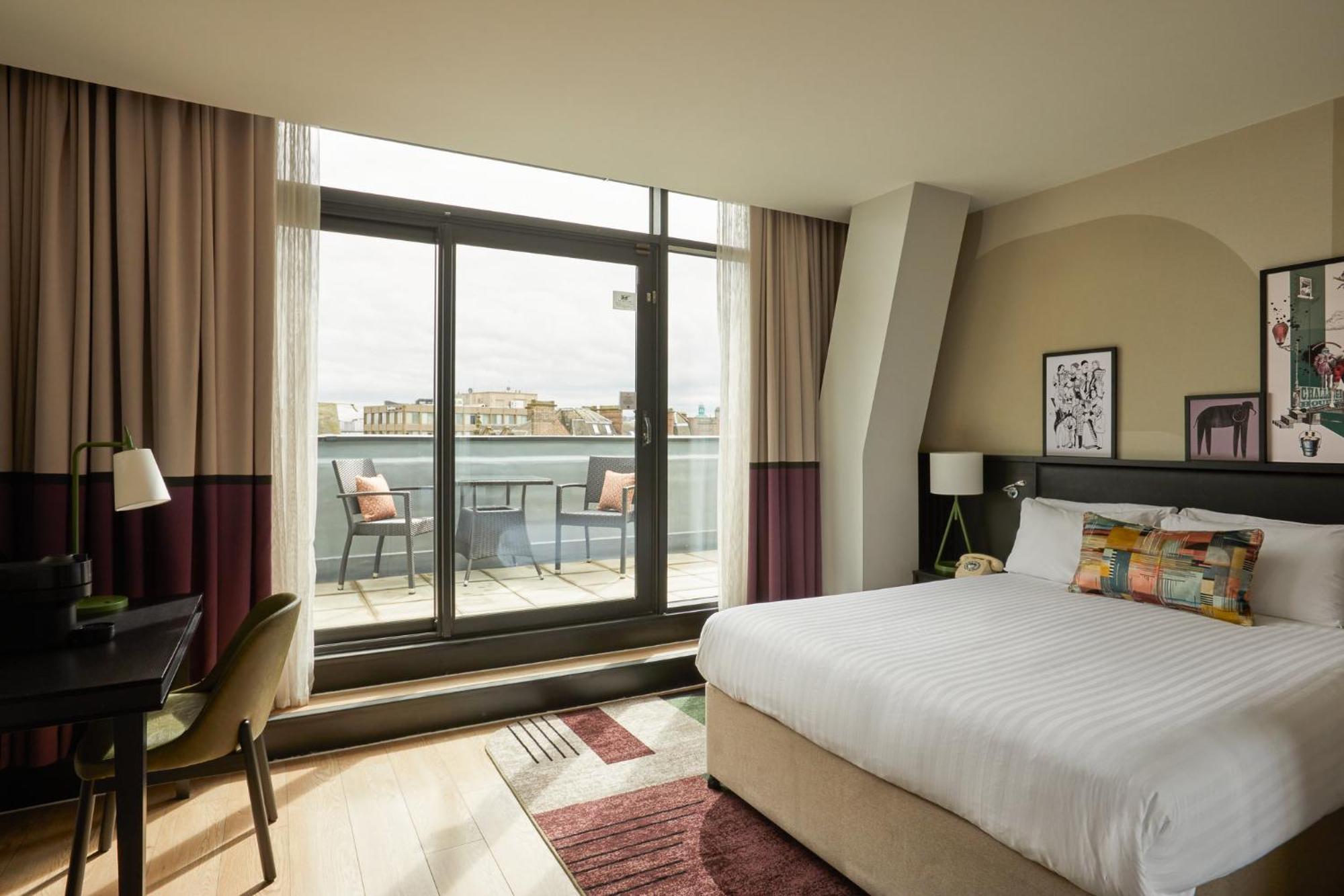 Standard King Room Balcony City View,1589571651:JPEG