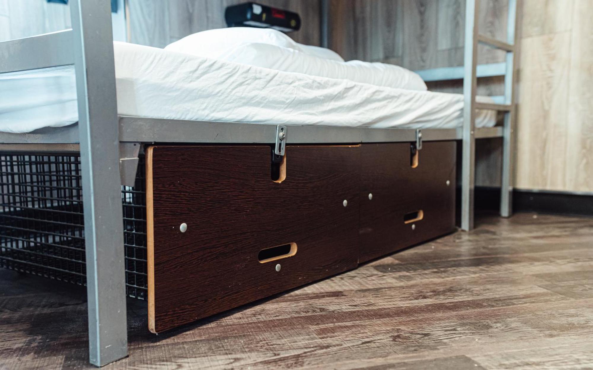 Bed 4-Bed Mixed Shared Room