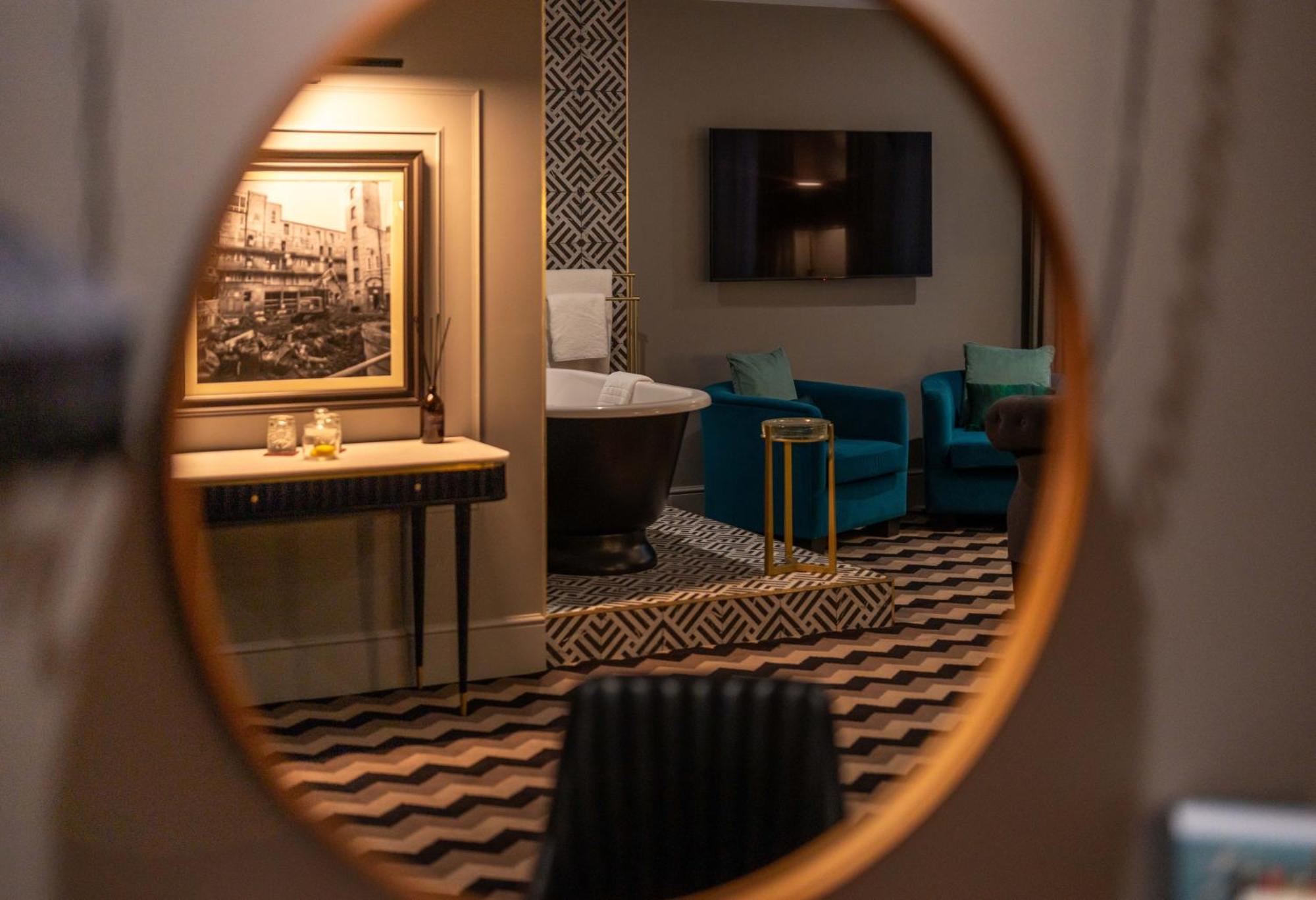 Directors Suite