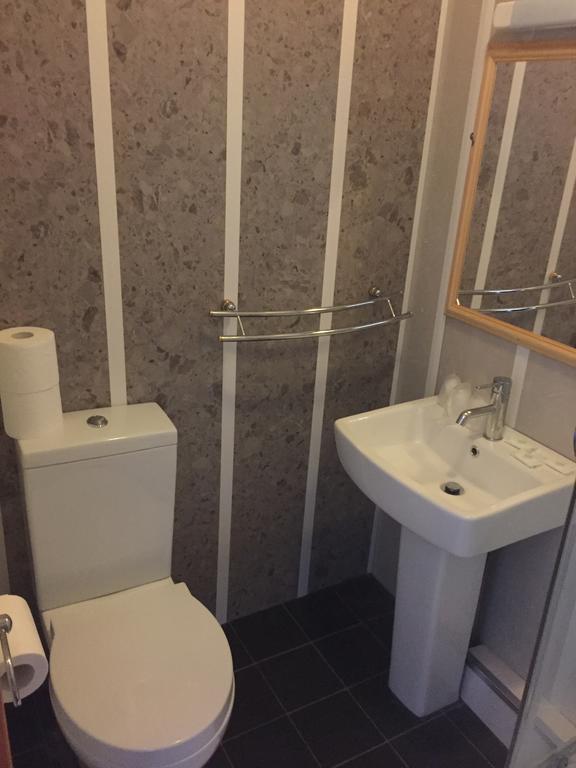 Standard Single Room,686739642:JPEG