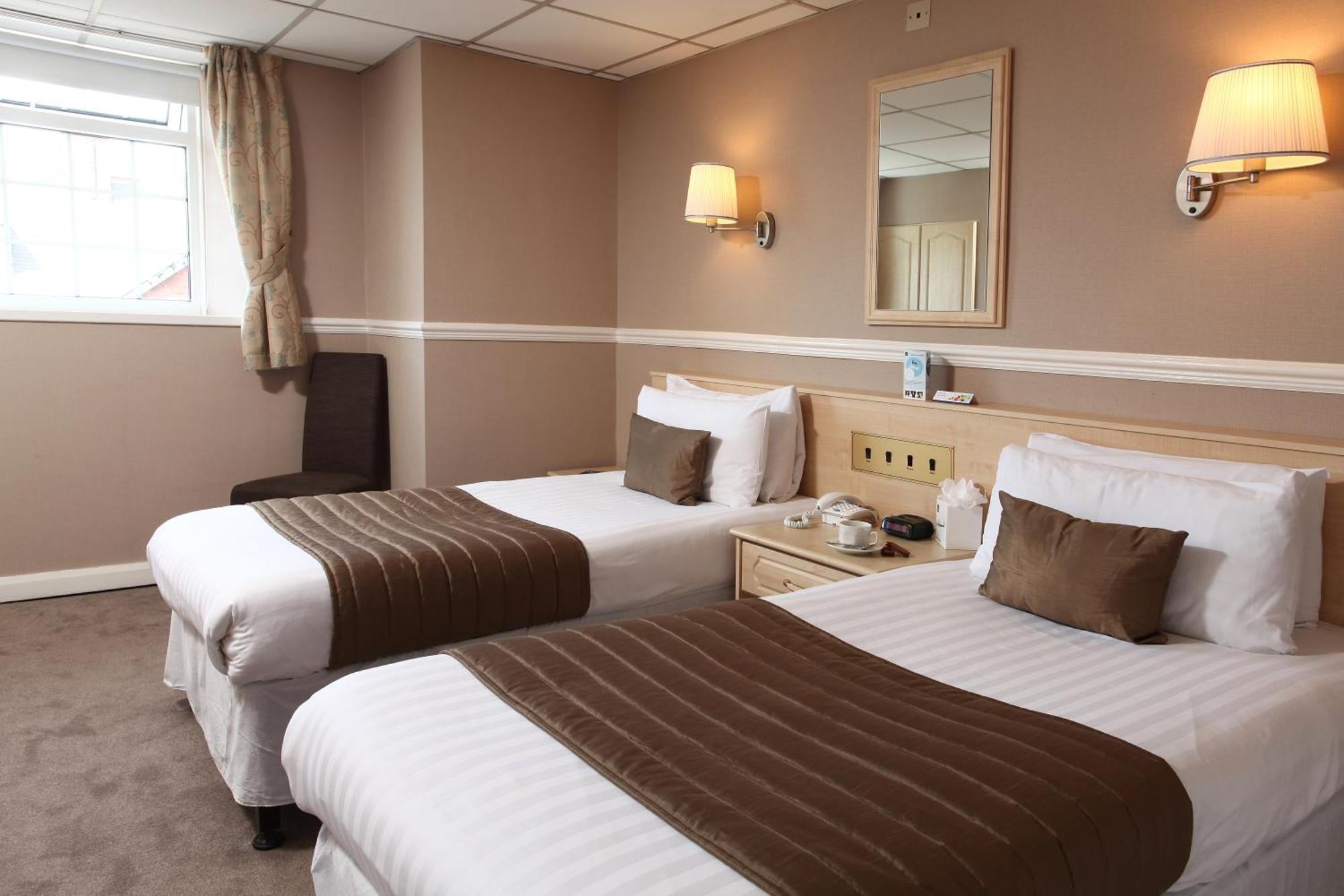 Standard Twin Room Non-Smoking
