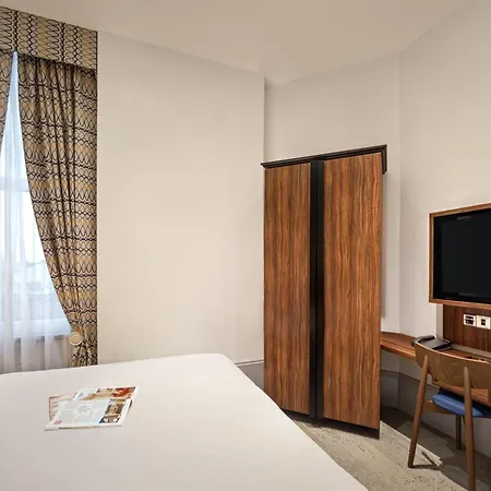 91 Aparthotel Jesmond Road-2