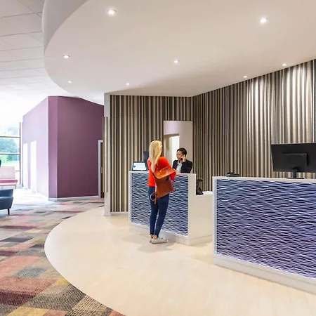 Novotel Newcastle Airport-3