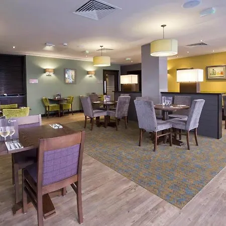 Premier Inn Newcastle City Centre-3