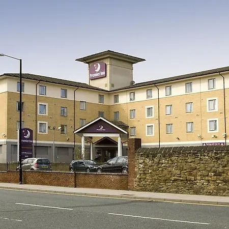 Premier Inn Newcastle City Centre Millennium Bridge-2